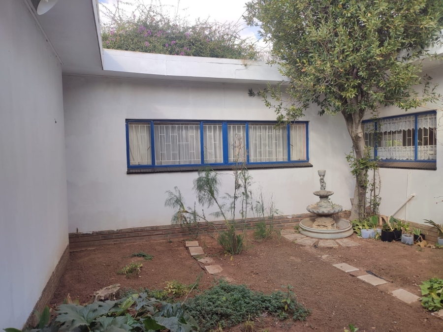 7 Bedroom Property for Sale in Lichtenburg North West